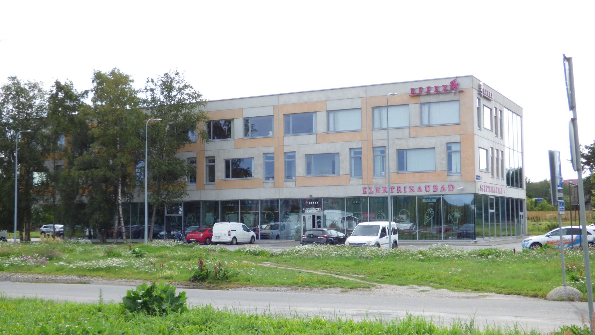Büroohoone- kauplus Ehitajate tee 108 - pilt 1
